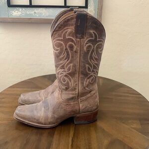 Womens Shyanne Cowboy boots size 7